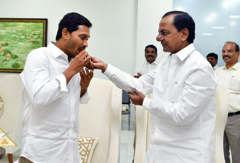 jagan-kcr display
