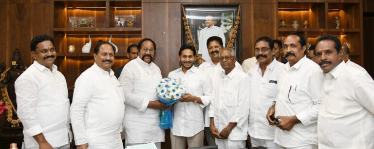 Former TDP MLA joins YSRCP