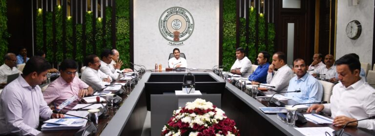 CM reviews flow of investments-GIS