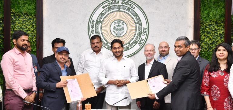 Govt signs MoU with ETS on TOEFL training