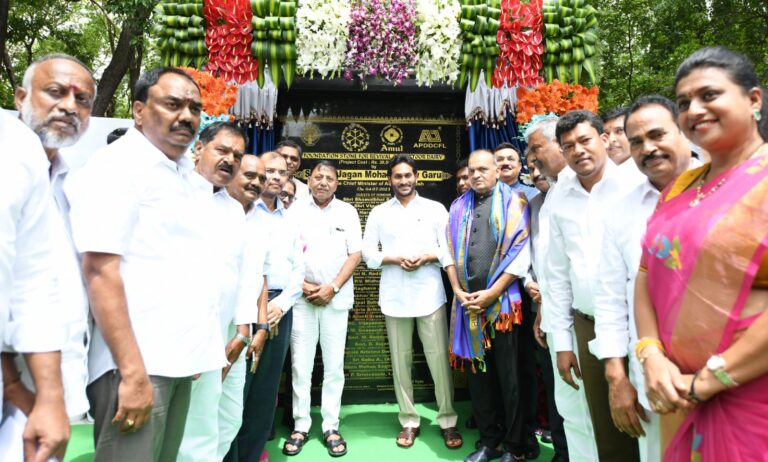 CM lays foundation for revival of Chittoor Dairy