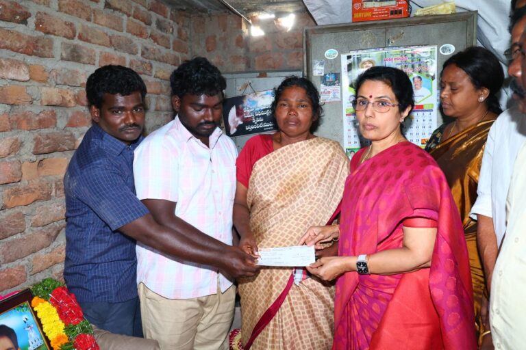 c80d1263-cf5f-494a-9366-9f1b9cb40cb8