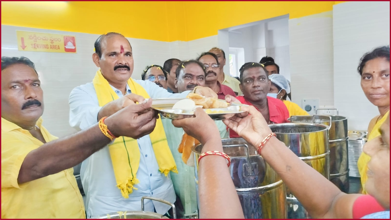 The aim of setting up the canteens is to satisfy the hunger of the people