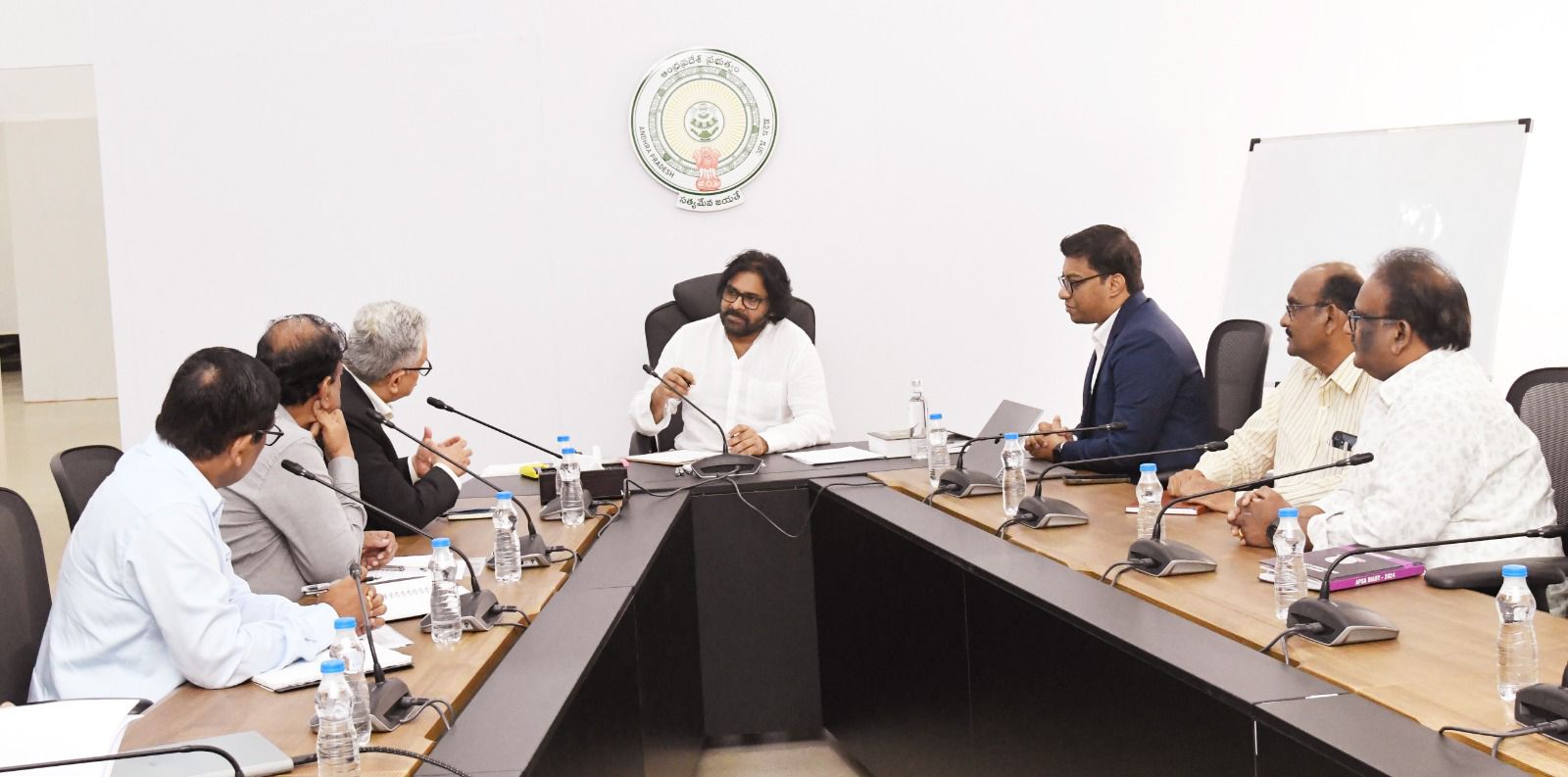 Rural roads with quality and technology