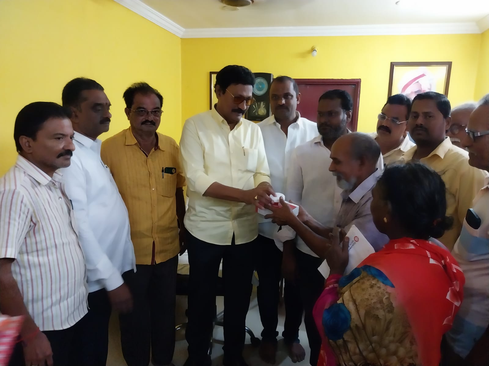 WhatsApp Image 2024-10-18 at 16.37.05