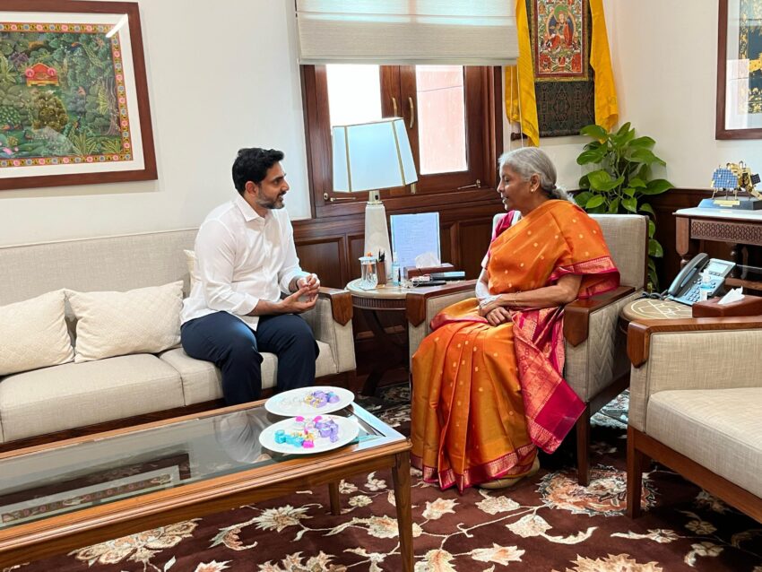 WhatsApp Image 2025-08-18 at 19.10.30