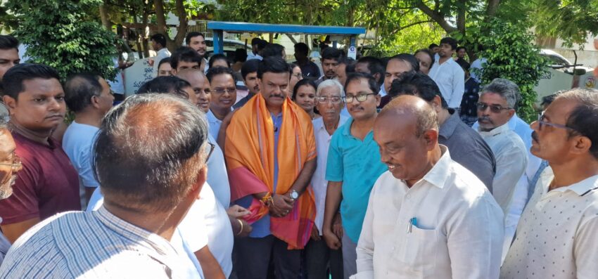 WhatsApp Image 2025-08-20 at 16.32.08