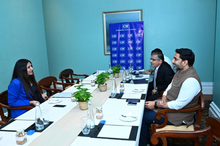 WhatsApp Image 2025-10-06 at 18.00.21