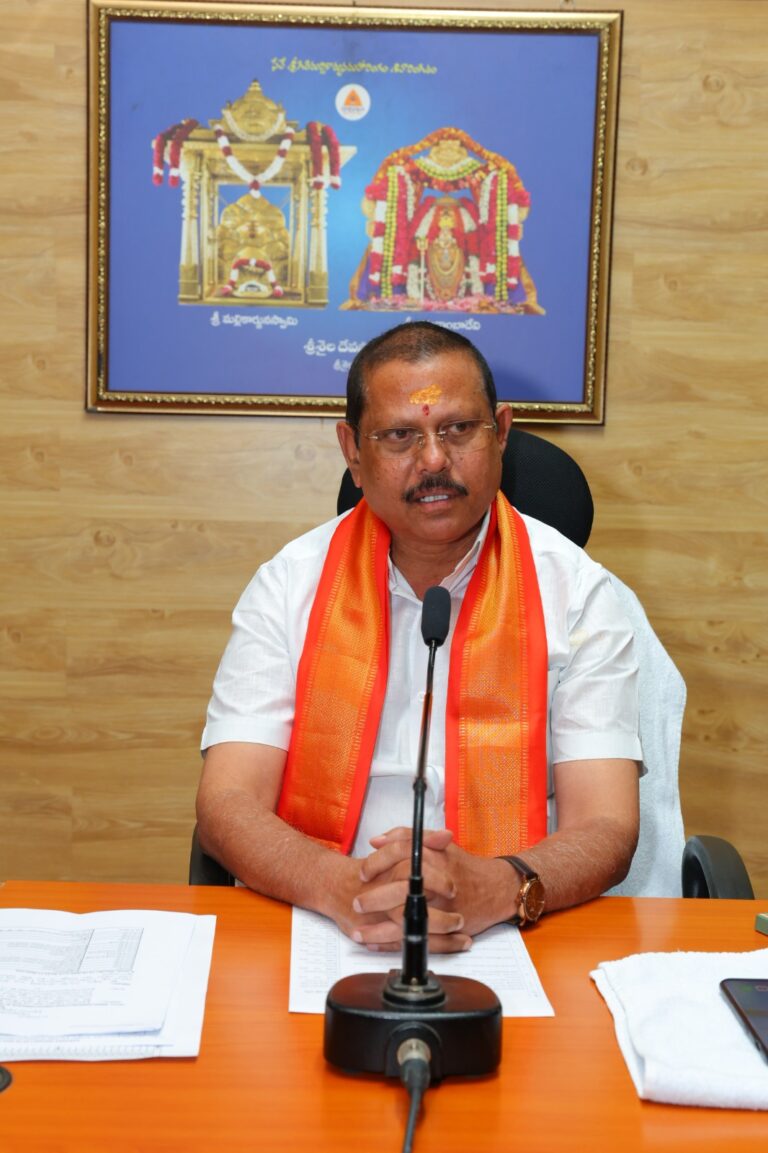 WhatsApp Image 2025-10-21 at 21.34.07