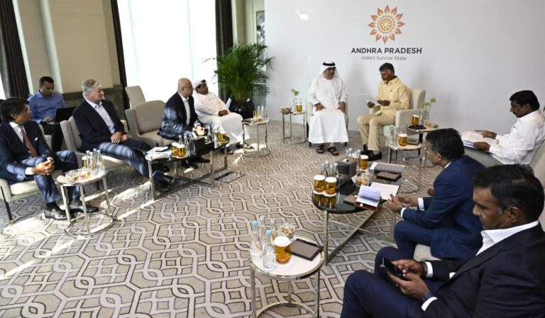 WhatsApp Image 2025-10-23 at 20.04.45