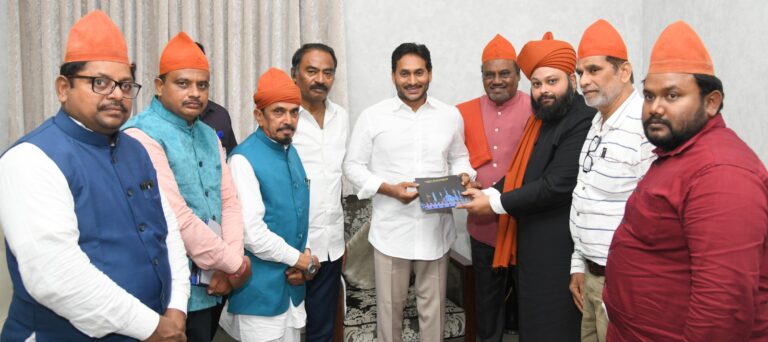 WhatsApp Image 2025-10-30 at 20.01.39