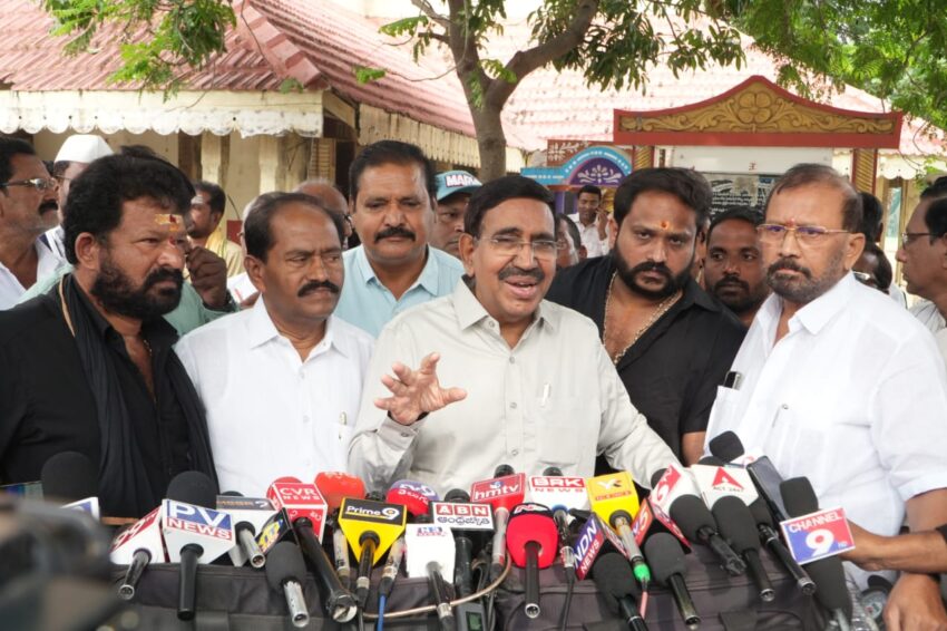 WhatsApp Image 2025-11-17 at 23.47.34