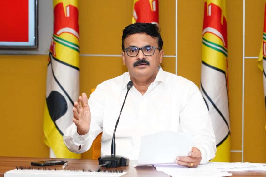 WhatsApp Image 2025-11-18 at 18.00.37