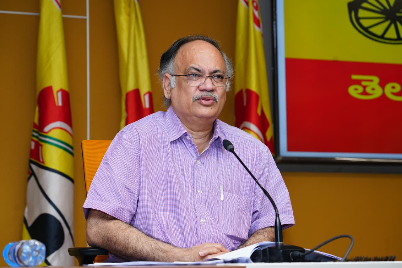 WhatsApp Image 2025-12-09 at 21.28.13