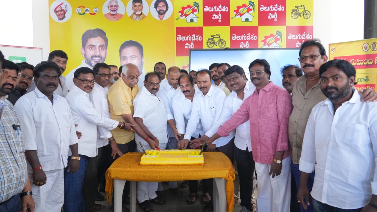 WhatsApp Image 2025-12-16 at 22.00.20